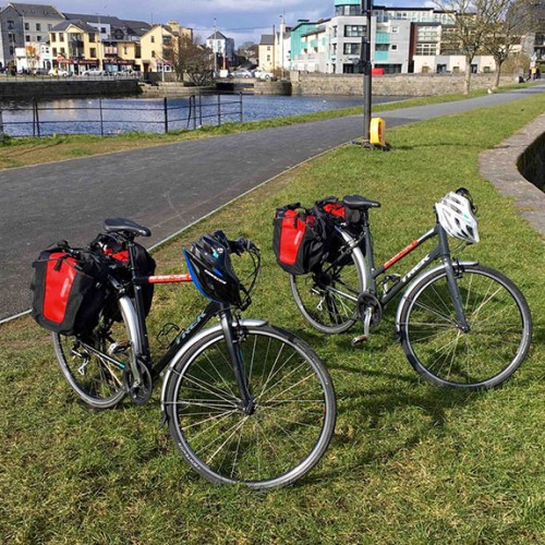 Hybrid touring bikes with panniers to rent in Galway
