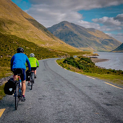 Cycling holiday in Connemara, cycling road in Galway